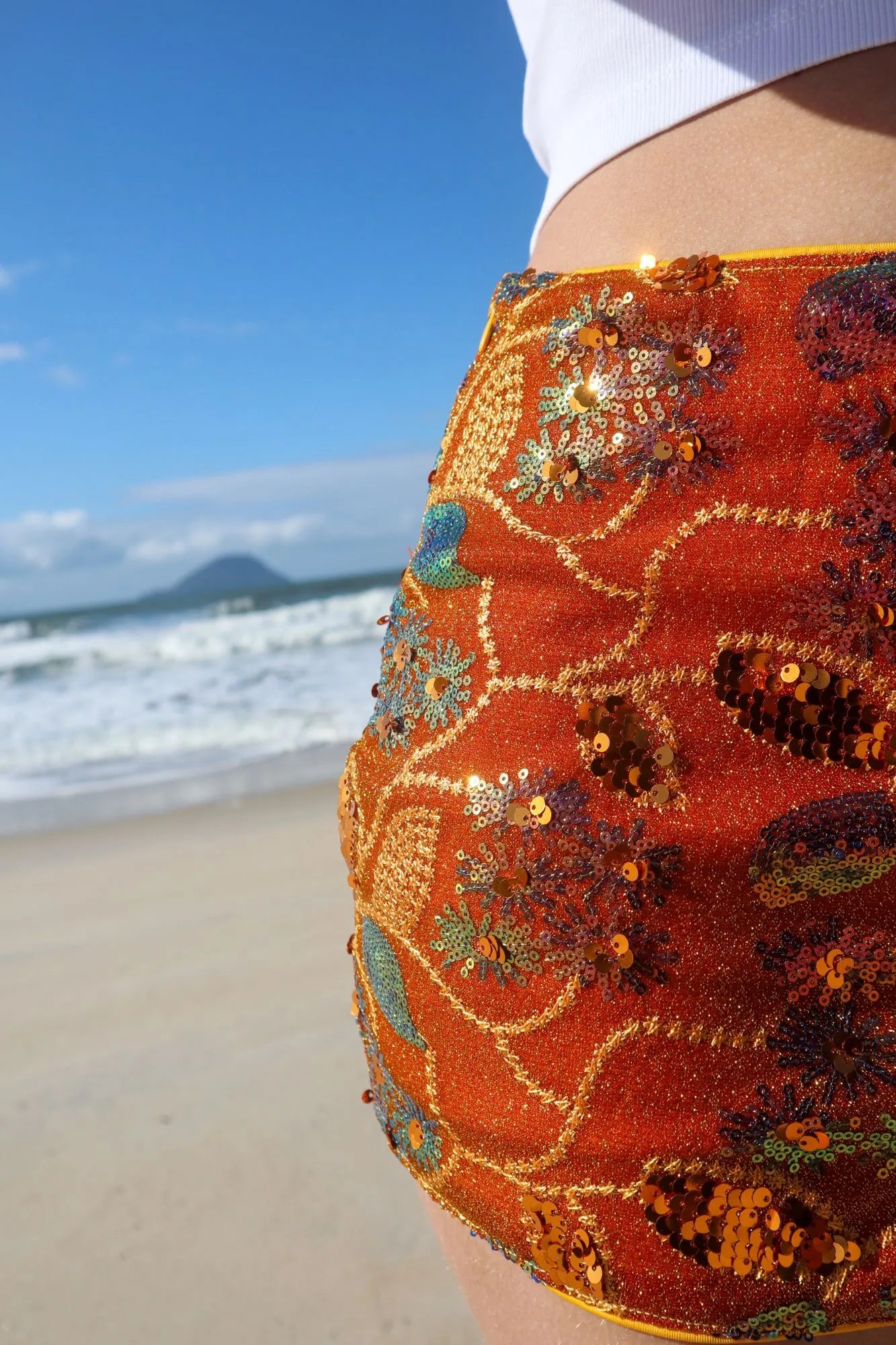 Saia Mini Maragogi The Notte Laranja 100% Bordada com Fenda