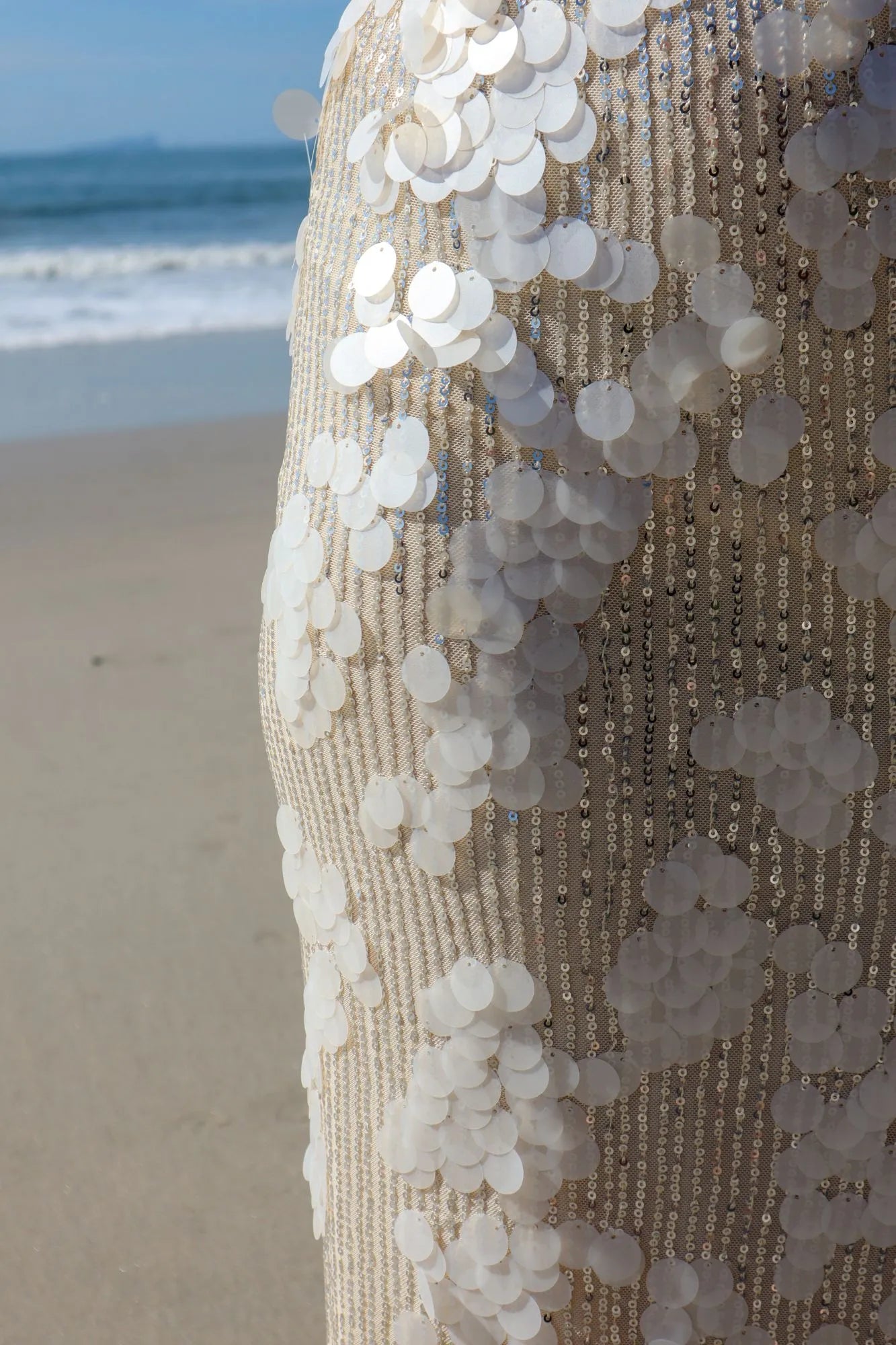 Saia Sereia The Notte Longa de Paetês Bege Verão 2026