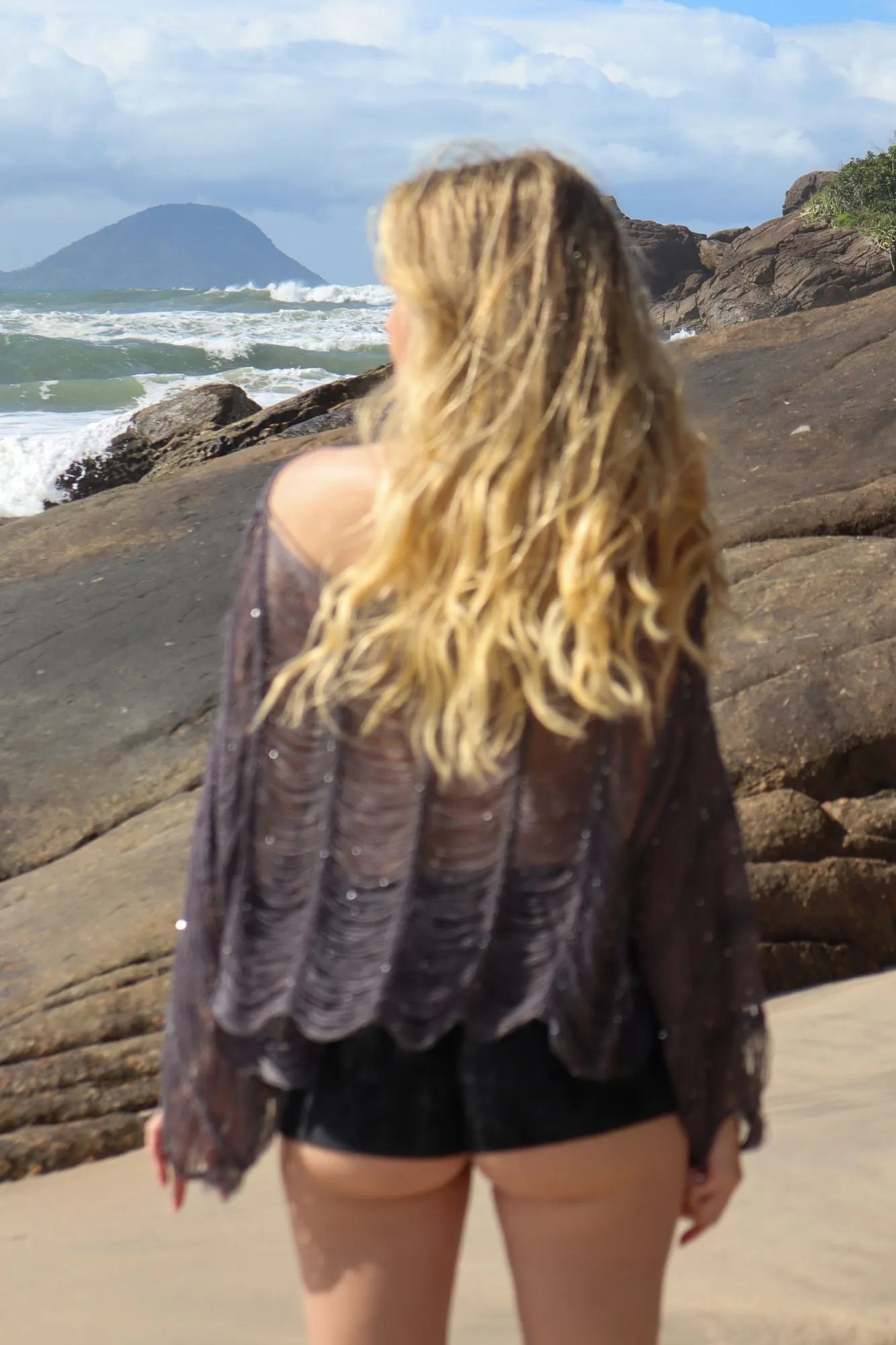 Blusa Itacaré The Notte Cinza com Brilho e Manga Longa Verão 2026