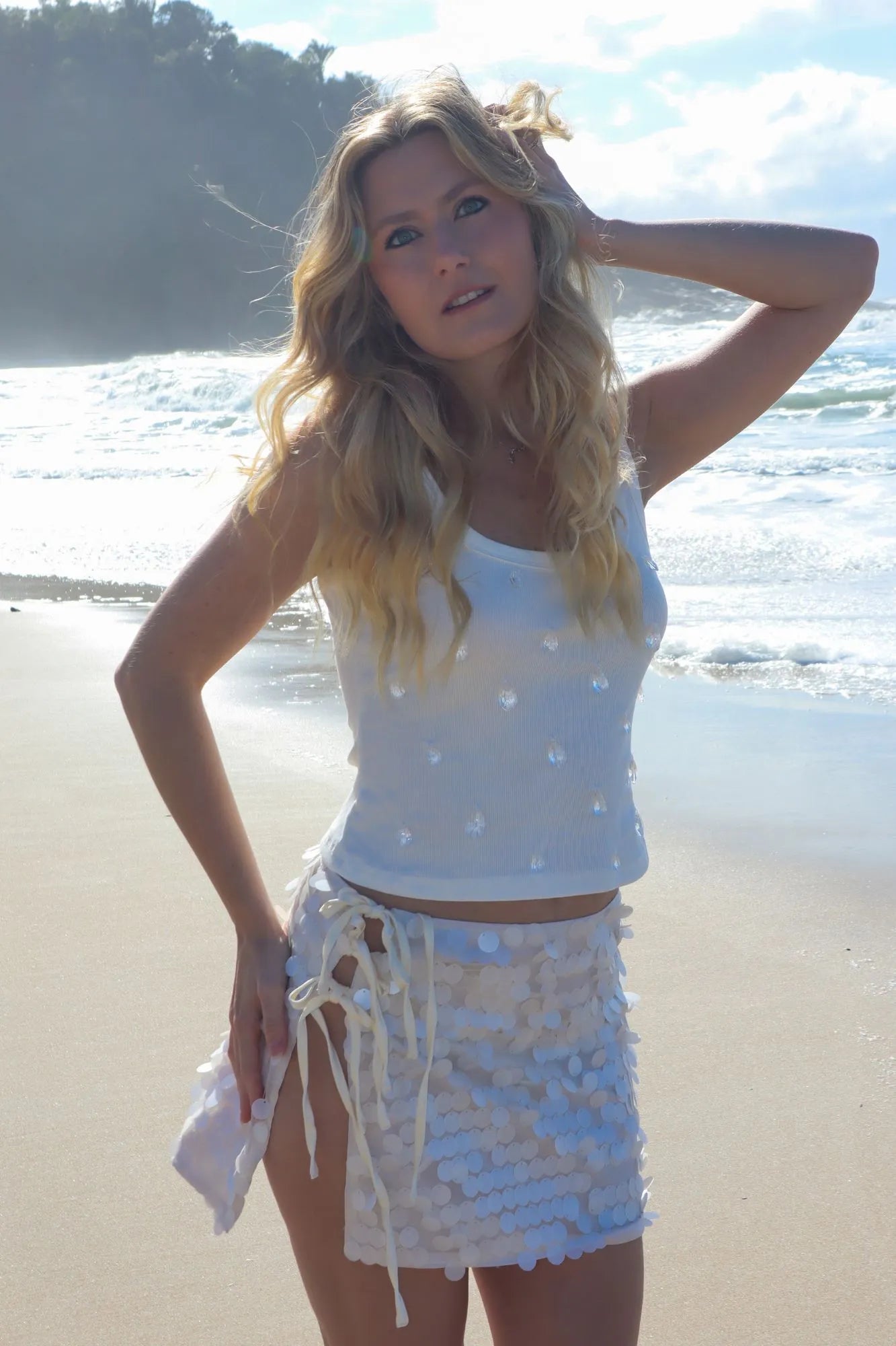 Saia Mini Branca The Notte de Paetês com Amarração Lateral Trancoso