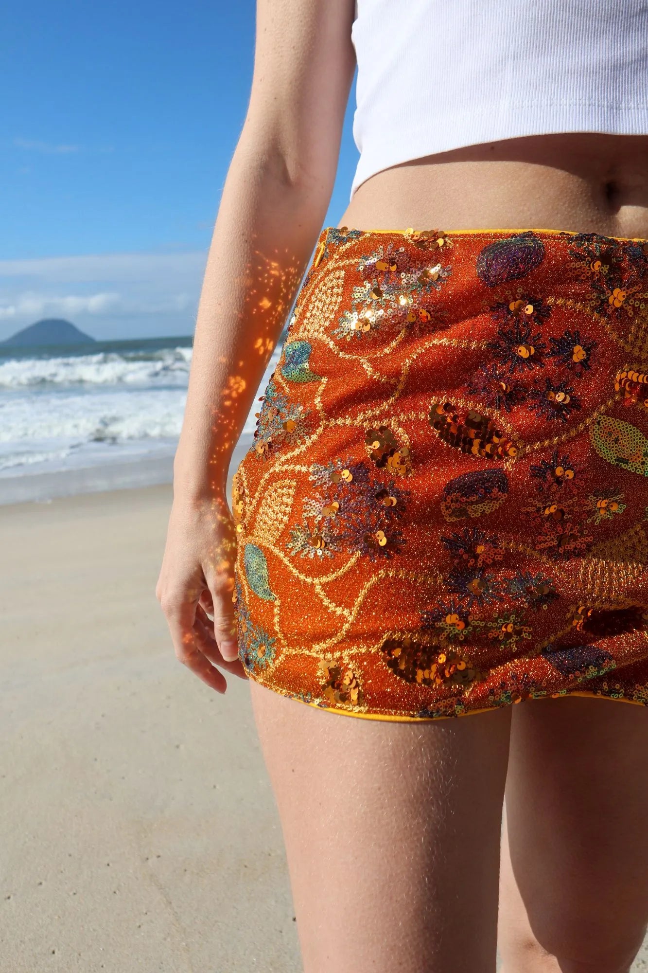 Saia Mini Maragogi The Notte Laranja 100% Bordada com Fenda