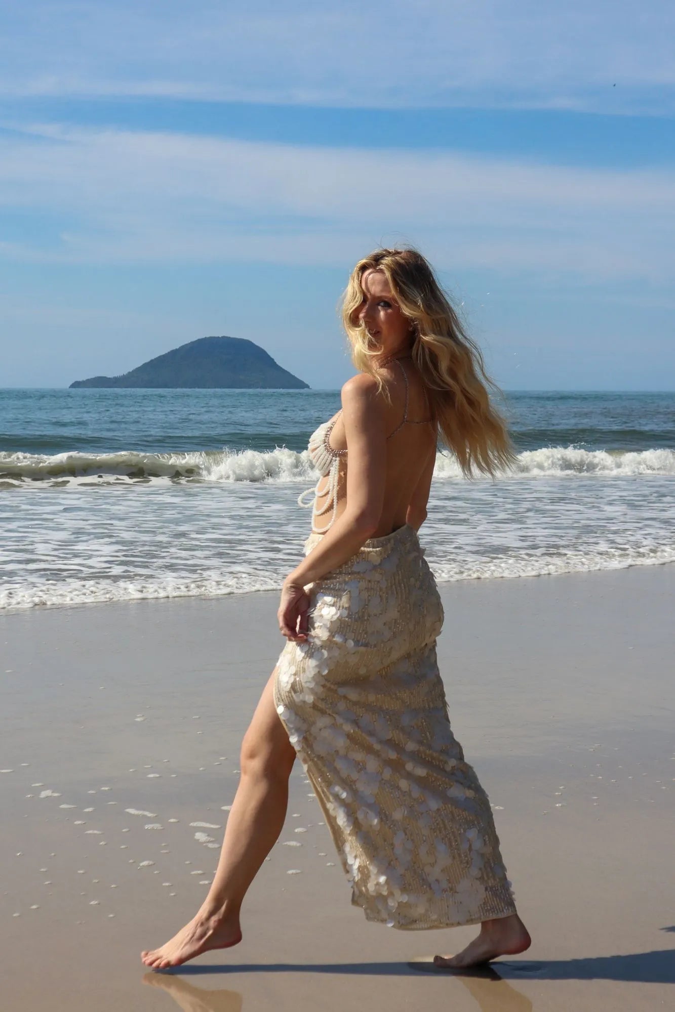 Saia Sereia The Notte Longa de Paetês Bege Verão 2026