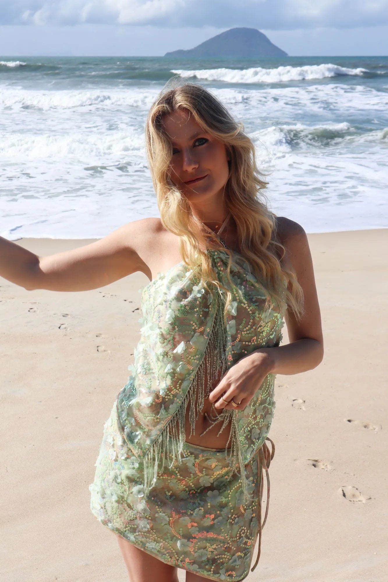 Top Amoré The Notte Verde com Paetês Miçangas Frente Única Verão 2026