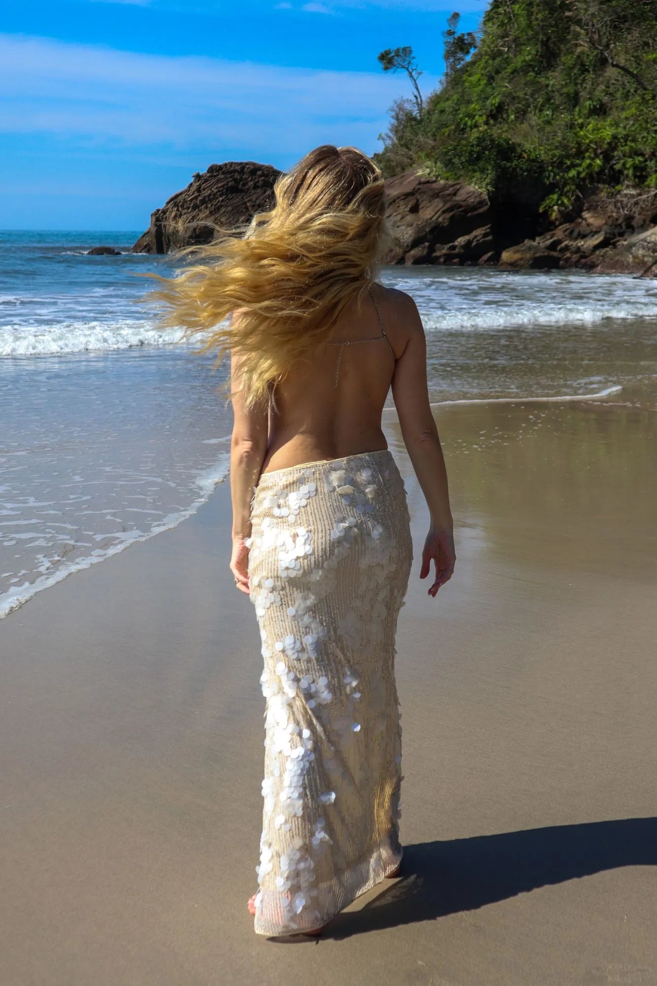 Saia Sereia The Notte Longa de Paetês Bege Verão 2026